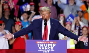 Ông Trump chọn 'thành phố đặc biệt' làm điểm vận động cuối cùng Ông Trump chọn 'thành phố đặc biệt' làm điểm vận động cuối cùng