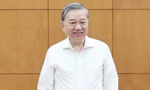 Tổng Bí thư: Tinh gọn bộ máy đòi hỏi sự hy sinh của cán bộ, đảng viên Tổng Bí thư: Tinh gọn bộ máy đòi hỏi sự hy sinh của cán bộ, đảng viên