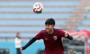 'Thần đồng' bóng đá Thái Lan tập trở lại để đấu Việt Nam 'Thần đồng' bóng đá Thái Lan tập trở lại để đấu Việt Nam