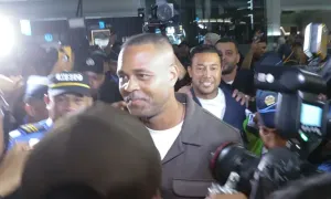 Kluivert được chào đón ở Indonesia Kluivert được chào đón ở Indonesia